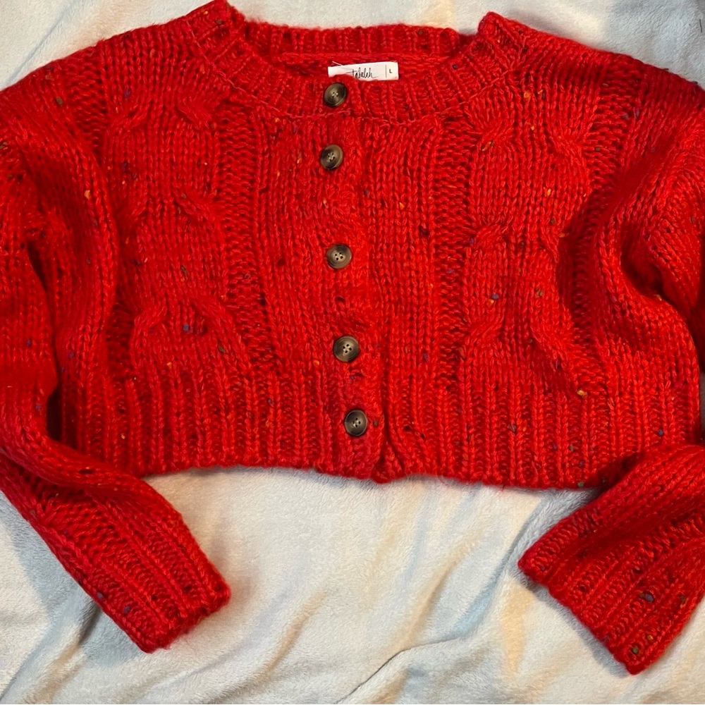 New cropped sweater